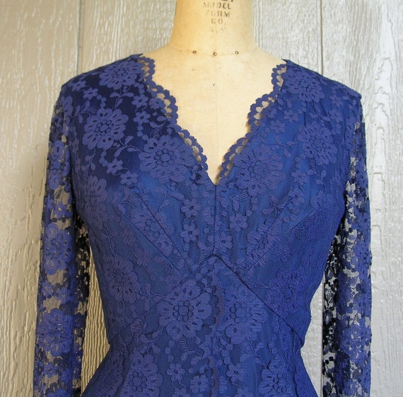 Vintage 60s Lace Evening Dress WIGGLE WALK WOMAN - image 2