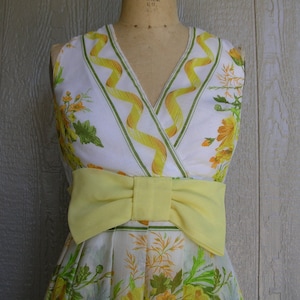 Vtg 70s GARDEN PARTY FLORAL Maxi Dress