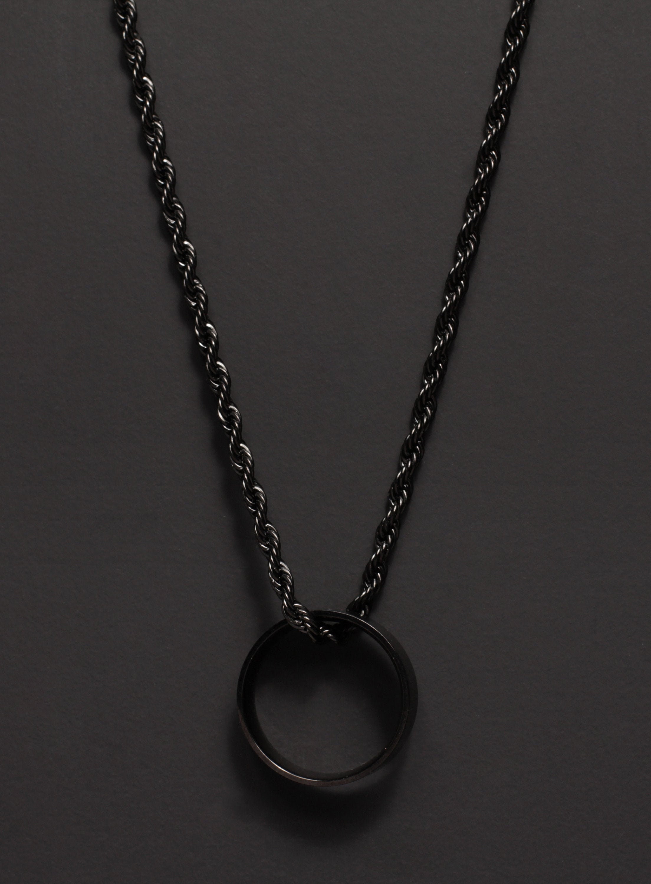 Black ring necklace deals