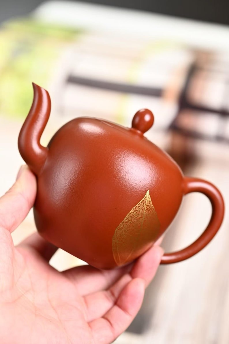 YIXINGTeapotStudio Beauty Shoulder Teapot - Thumbnail 3