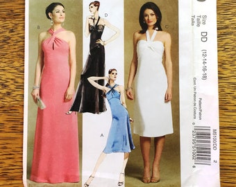 CHIC Halter Evening Gown, Empire Line Formal Dress for Prom - Size (12 - 18) - UNCUT ff Sewing Pattern McCalls 5100