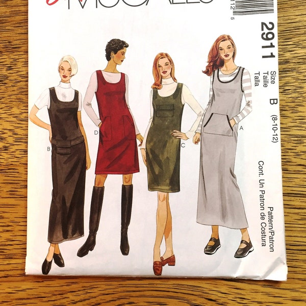 Funky Y2K Jumper Dress with Kangaroo Pocket, Hip Belt Pouch - Size (8 - 10 - 12) - UNCUT ff Sewing Pattern McCalls 2911