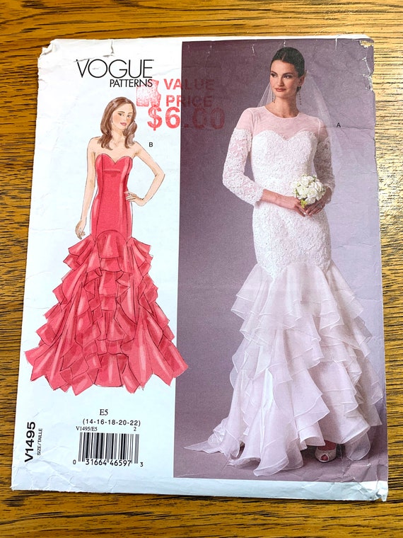 fitted lace wedding dress Amazon.com: Vogue Patterns V2931 Misses' Mermaid Halter Dress with Train by  Belville Sassoon, Size A (6-10) : Arts, Crafts & Sewing main image 0