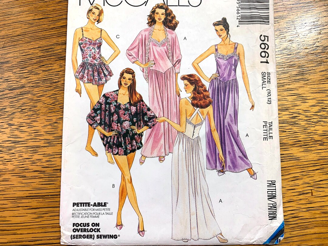 DIY 1990s Retro Burlesque Lingerie: Nightgown, Cocoon Robe & Ruffle ...