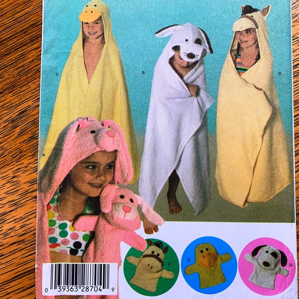 Linge de bain à capuche DIY avec gants assortis (lapin, cheval, chien, canard) - non-coupable ff Patron de couture Simplicité 4817