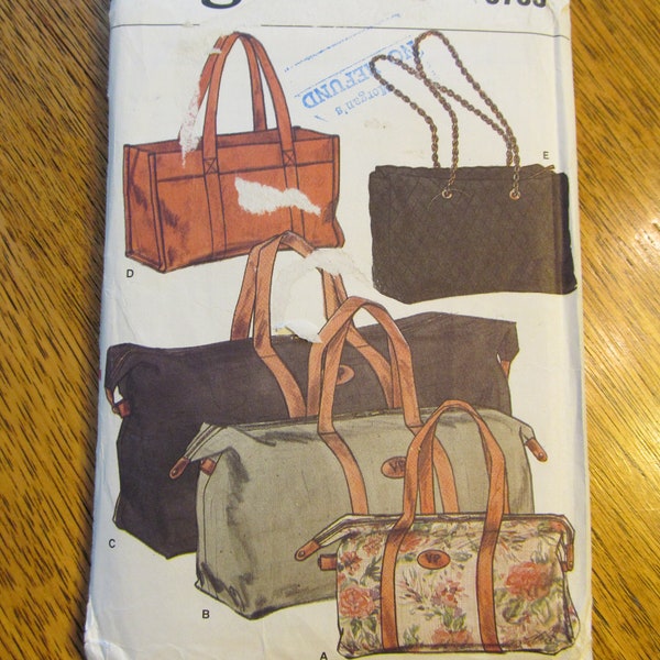 VINTAGE Handbags, Purses & Tote Bags - UNCUT Sewing Pattern Vogue 9763