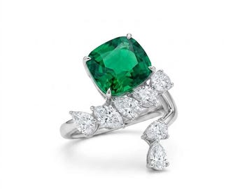 5CT Cushion Cut Green Moissanite Engagement Ring, Nature Inspired, 18K Gold Bridal Band