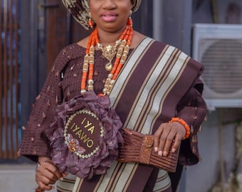 Ensemble Aso Oke Iro, Buba, Gele et Ipele pour femmes avec accessoires Swarovski, robe culturelle africaine traditionnelle pour femmes