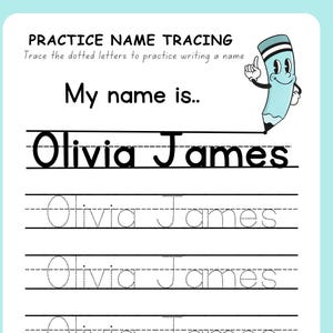 Può includere: Un foglio di lavoro azzurro con il testo "PRACTICE NAME TRACING" e "My name is.." seguito dal nome "Olivia James" in grassetto. Il nome è ripetuto in linee tratteggiate per esercitarsi a tracciare. Una matita dei cartoni animati è nell'angolo in alto a destra.
