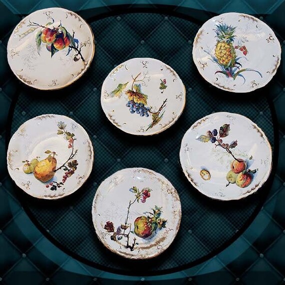 Villeroy and Boch Set of Six Plates Circa 1880