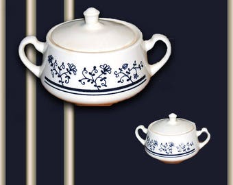 Homer Laughlin "Sturbridge" Sugar Bowl
