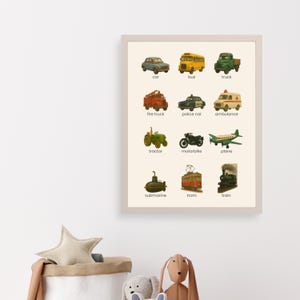Op de afbeelding: Een set van drie keramische mokken met een gespikkelde, matte afwerking. De mokken zijn in crème, lichtgrijs en donkergrijs. Elke mok heeft een eenvoudig, minimalistisch ontwerp.