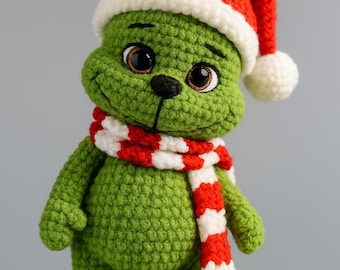 Christmas Stealer Crochet Pattern: Plush Amigurumi Toy (PDF Digital)