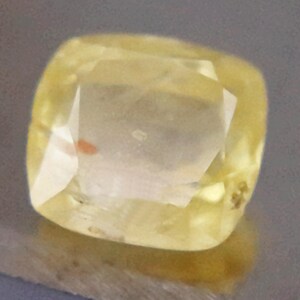 Zafiro amarillo natural sin calentar de Ceilán, piedra preciosa de talla cojín de 2,254 ct