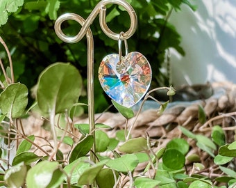 Handcrafted Crystal Heart Plant Marker - Sprinkle Magic on Your Windowsill