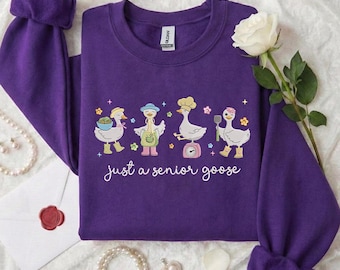Camiseta bordada "Just a Senior Goose", sudadera retro "Breaking Goose", sudadera con capucha vintage "Cottagecore Geese", ropa con motivos de animales de granja.