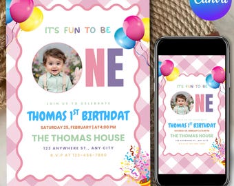 Invito fotografico per il primo compleanno, modello Canva modificabile, motivo a quadretti rosa per bambina, design per feste su Canva modificabile