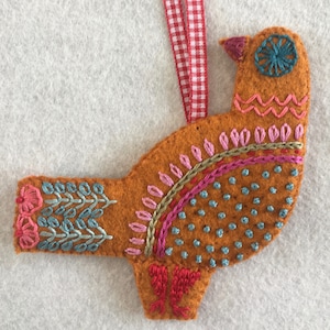 Three French Hens Decorations to make and embroider image 4