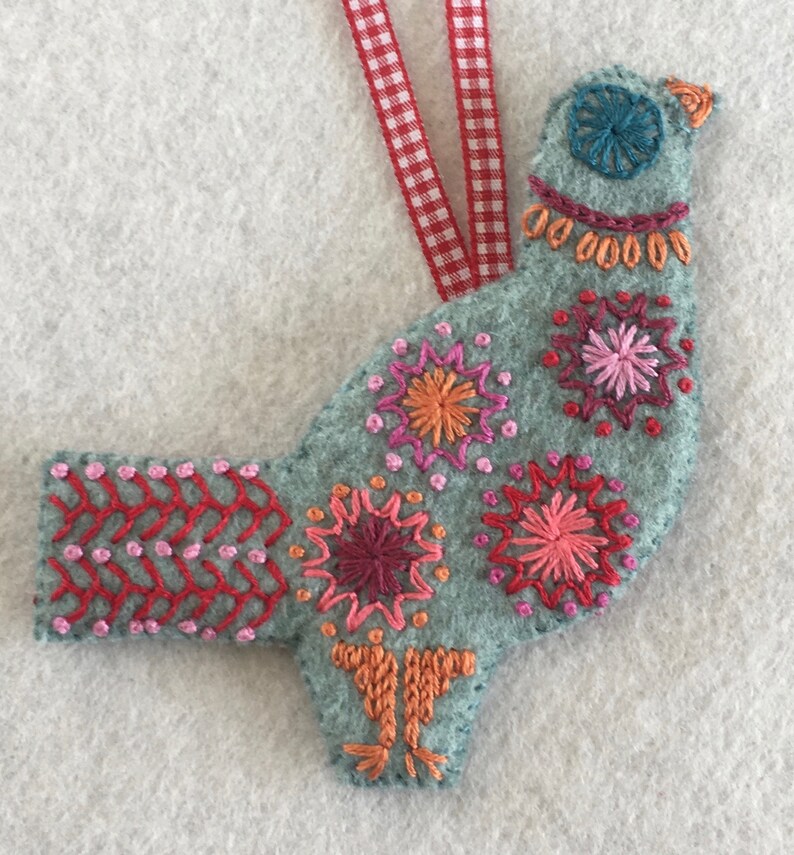 Three French Hens Decorations to make and embroider image 3