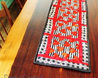 Valentine's Day Table Runner