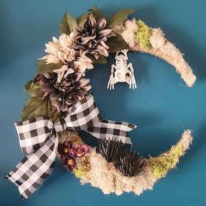 Halloween Floral Wreath