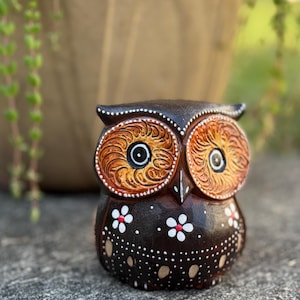 Carved Wood Owl Hand Painted Bird Figurines Sculpture Decor