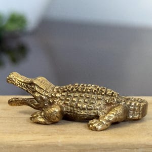 Mini Brass Alligator Amulet: Thai Talisman for Wealth & Protection