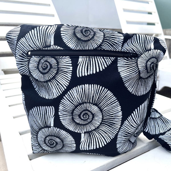 Seashell Crossbody Bag Black and White Cotton Print Sling Shoulder Hippie Boho Messenger Purse with Zippers and Pockets