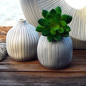 Handmade Small Vase for Flower Mini Porcelain Tiny Pottery Stoneware Shelf Desk Decor 3" (C-Gugu Sag S)