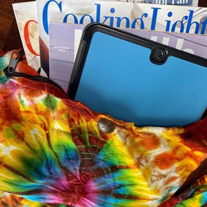Tie Dye Crossbody Bag w/ Fun Tassel