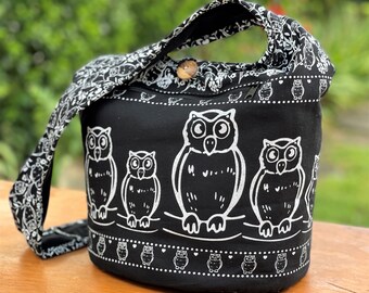 Multifunction Shoulder Bag Owl Printed Crossbody Bag for Travel/Business/Workout Multifunction Shoulder Bag Owl Printed Crossbody Bag for Travel/Business/Workout