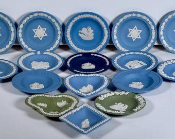 Wedgwood Jasperware Collection Vintage England Mythology Literature Symbolic Plates Trays Blue Green Decor