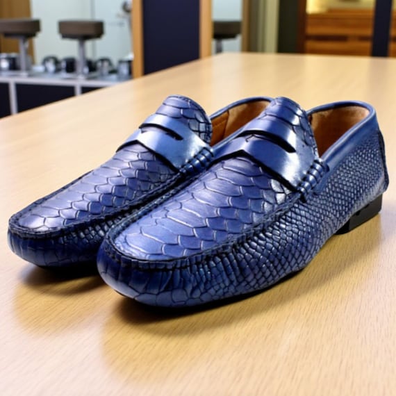 Handmade Italian Leather Loafers Crocodile Printed: Blue  display picture 2