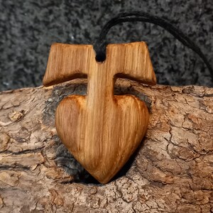 Collana Artigianale Con Ciondolo Cuore In Legno – Regolabile, Realizzata A Mano, Stile Naturale