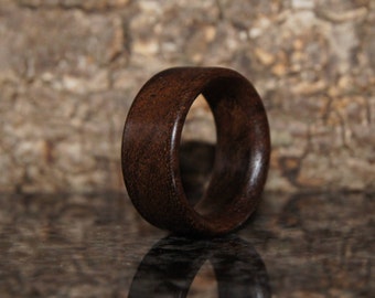 Rosewood ring - Size 9