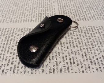 Leather keychain key holder,  Holds 1-6 regular keys,, 5 mm bolt ( 13/64 inch )