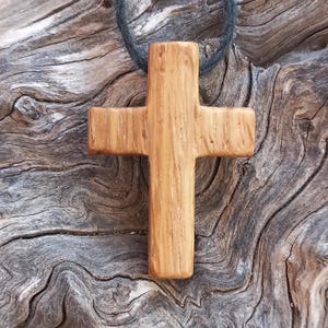 Oak wood cross
