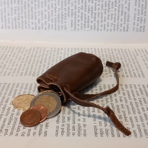 Bolsa de monedas cosida a mano