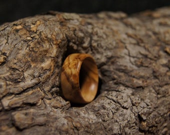 Size 4 3/4 - Olive Wood Ring, ready-made ring