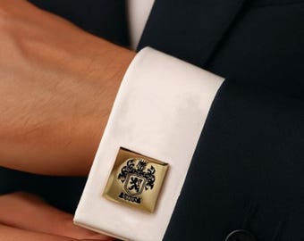 Manschettenknöpfe mit Familienwappen | Personalisiertes Wappen gravierte Manschettenknöpfe | Kundenspezifisches Geschenk für Bräutigam, Trauzeugen & Abschlussfeier