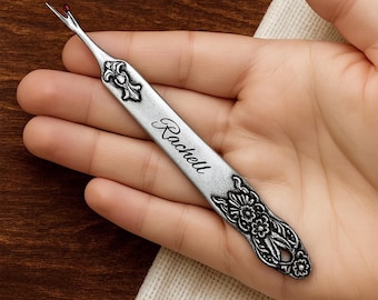 Personalized Seam Ripper | Custom Name Sewing Tool Gift for Tailor, Quilter, Seamstress, Grandma | Vintage Engraved Sewing Gift
