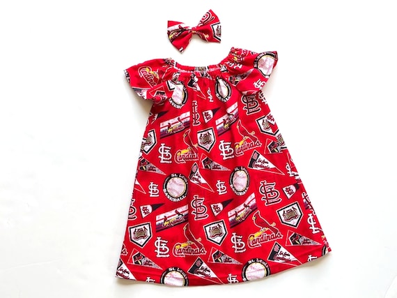 colorful long dresses Women's Drawn To The Horizon Navy Multi Print Short Sleeve Maxi Dress | Size: M This sleeveless beauty is Kathy - Did you Width:D - Standard Width YGroup_achanti-pleated