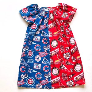 Vestido Chicago Cubs e St Louis Cardinals, Major League Baseball, Vestido de beisebol para meninas, Vestido House Divided, Vestido Cubs e Cards