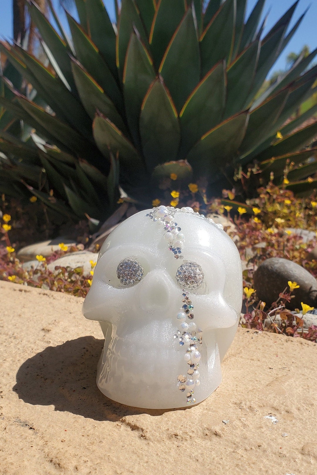 Pearl White Rhinestone Bling Skull Decor 3