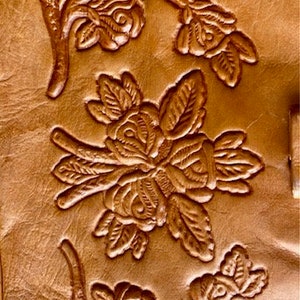 Vintage brown leather purse floral embossed,1960's image 7