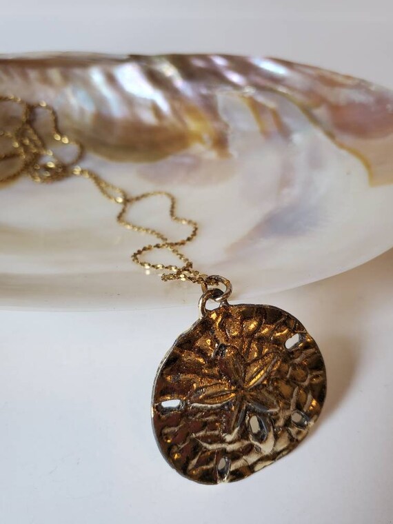 Sand dollar necklace, gold tone necklace, pendant… - image 6