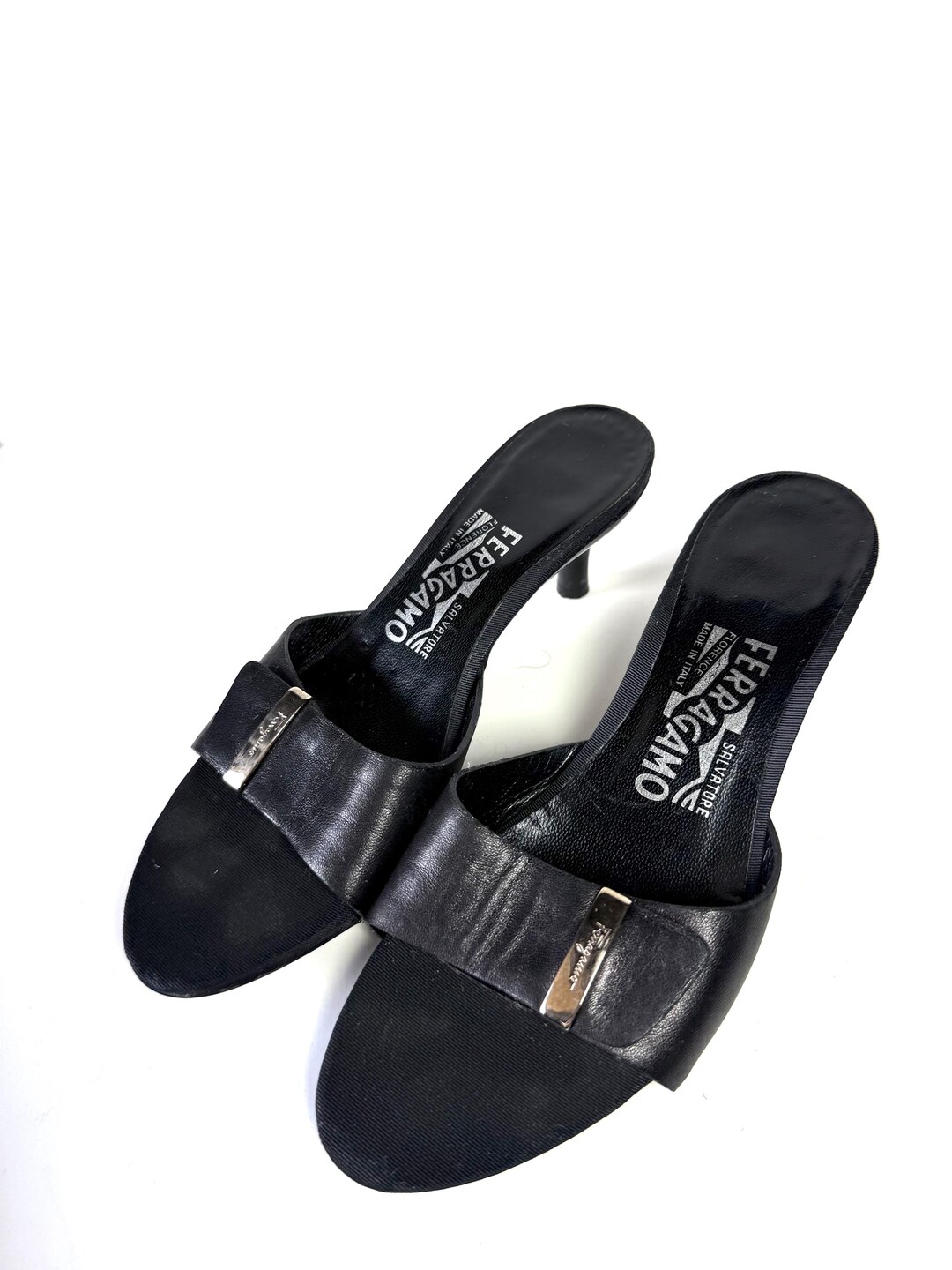 Salvatore Ferragamo ミュール　黒 Vintage Salvatore Ferragamo Black Leather Mules, Italian Designer