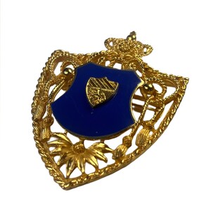Vintage Coats of Arms Shield Brooch, Blue and Gold Brooch, Vintage Pin, Vintage Jewelry, Vintage Coat of Arms, Gold Coat of Arms, Gold Pin image 4