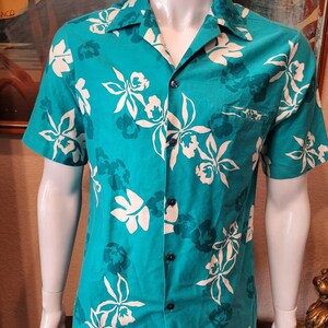 Vintage men's Hawaiian shirt by Royal Palm image 1