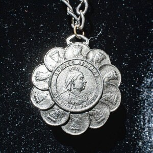 Queen Victoria Regina jubilee silver tone coin necklace by Herald, 1960's image 2